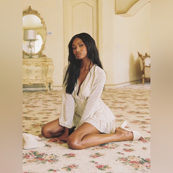 Princess Polly String of Love Romper NWT! - Picture 3 of 5